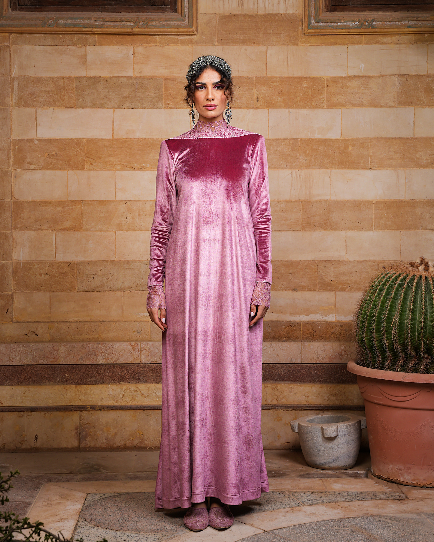 Rosé Dantel Kaftan & Mule