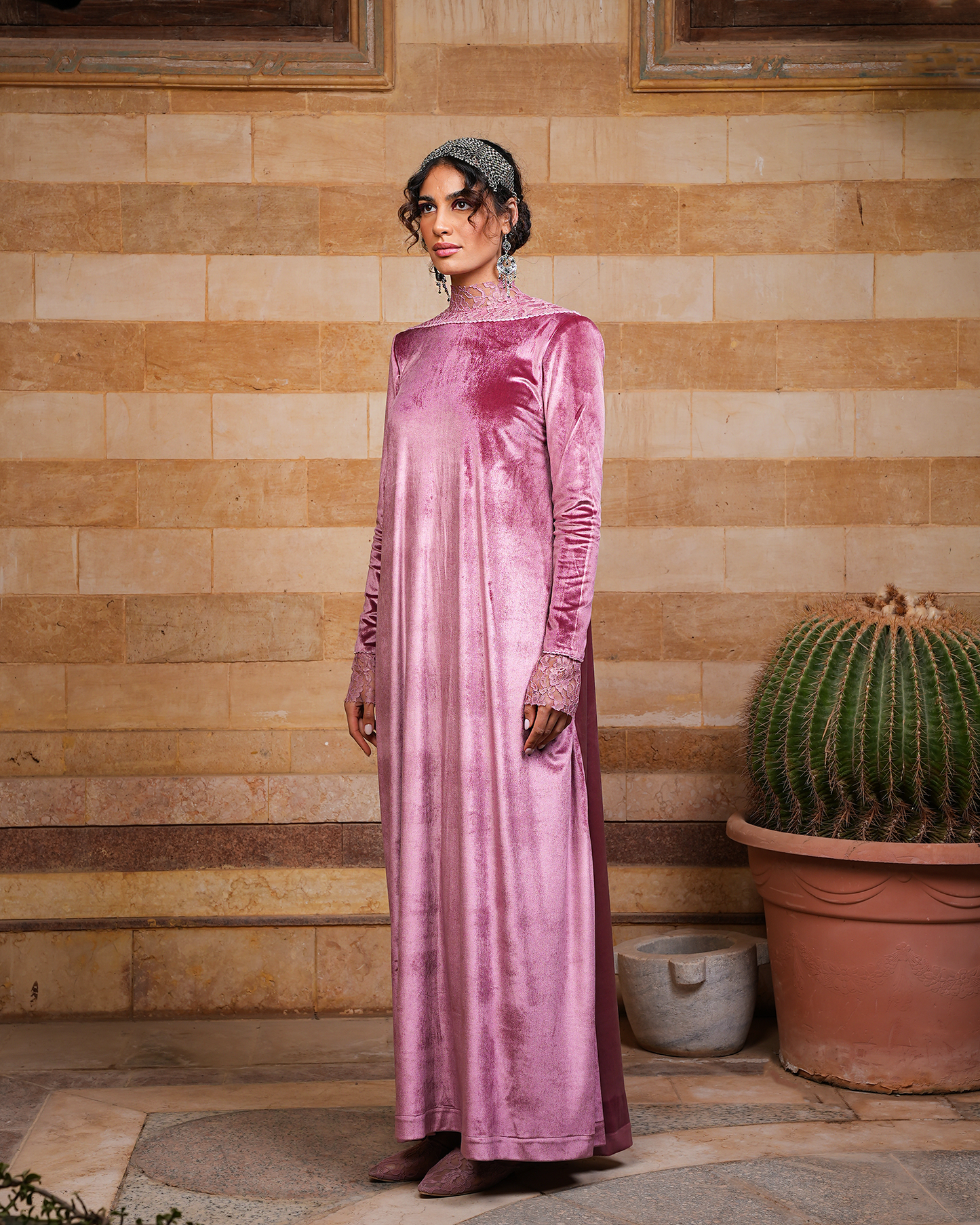 Rosé Dantel Kaftan & Mule